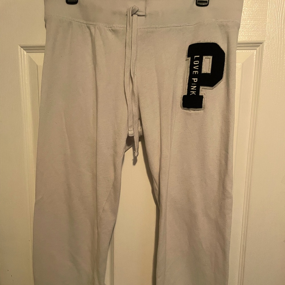 PINK Victoria’s Secret White Sweatpants. Size Medium.